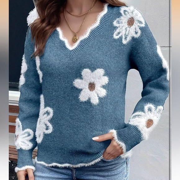 Sweaters - Blue Floral Fuzzy V-Neck Sweater